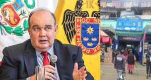 Comerciantes del Mercado Minorista marchan contra Rafael López Aliaga