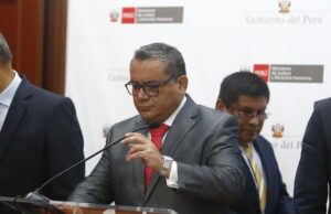 Juan José Santiváñez:Ministro de Justicia niega que audios con premier Arana tengan alguna «conducta criminal»
