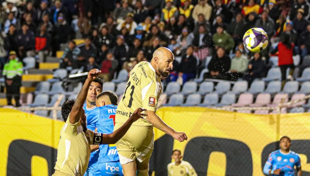 Cusco F.C. goleó a Garcilaso 4-0 y le pone presión a la “U” al quedar otra vez a dos puntos