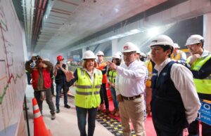 Ministro Aldo Prieto supervisó llegada de la tuneladora “Delia” a la estación Elio de la Línea 2 del Metro