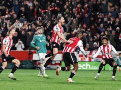 Liverpool en caída libre en la Premier League al perder su cuarto partido ante Brenford 3-2