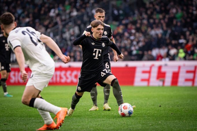 Bayern Múnich goleó al Monchengladbach 3-0 y se mantiene líder de la Bundesliga Alemana