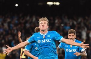 Nápoles y la Roma son los líderes del Calcio Italiano tras ganar sus partidos a Génova y la Fiorentina