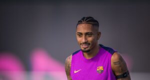 Raphinha será baja en el Barcelona para su partido clásico ante Real Madrid este domingo