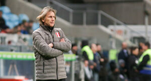 Ricardo Gareca señaló que en el Perú no se les ofrece nada a los nuevos valores del fútbol
