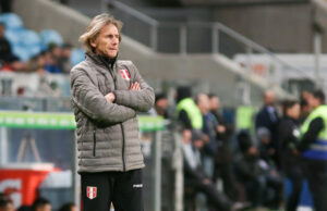 Ricardo Gareca señaló que en el Perú no se les ofrece nada a los nuevos valores del fútbol