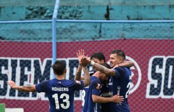 Cienciano del Cusco derrotó a UTC 2-0 en Cajabamba y lo comprometió en el tema de la baja