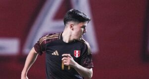 Felipe Chávez cumplió un sueño anhelado de jugar por la Selección Peruana lo contó a su club Bayern Múnich