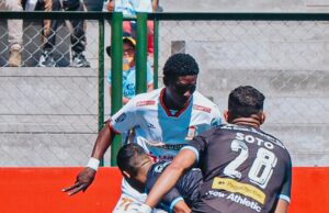 Ayacucho F.C. y ADT de Tarma empataron 2-2 en partido que tuvo dos expulsados en el cuadro local