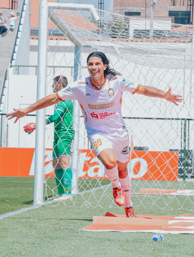 Ayacucho F.C. ganó a Garcilaso 4-2 y quiere salvarse del descenso en el Acumulado