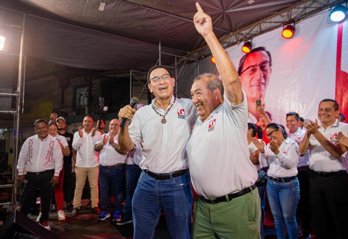 Vizcarra desafía la ley: con tres inhabilitaciones vigentes, busca volver al poder en fórmula familiar