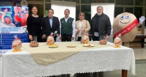 En el Día Mundial del Huevo APA compartió desayuno con niños y jóvenes de la Casa Hogar Don Bosco