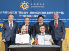 Ministro de Relaciones Exteriores Lin presencia firma de acuerdo con Ucrania en apoyo a niños