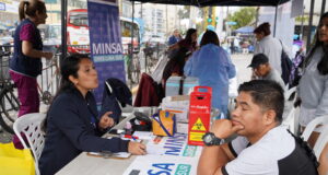 “Jarana de la Salud” lleva prevención y alegría al Terminal Matellini del Metropolitano