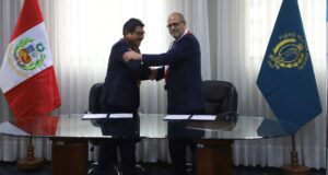 Fuero Militar Policial y Academia de la Magistratura suscriben convenio de cooperación interinstitucional