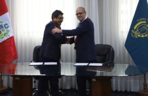 Fuero Militar Policial y Academia de la Magistratura suscriben convenio de cooperación interinstitucional