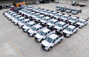 MIDAGRI entrega 29 camionetas para fortalecer la atención a la agricultura familiar en todo el país