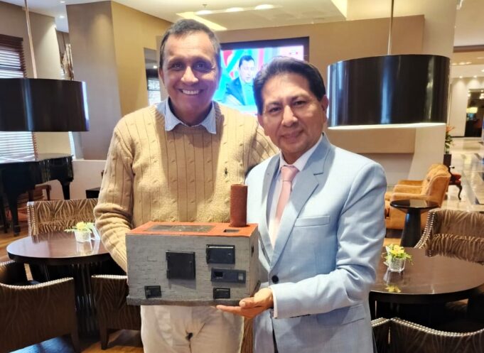 EMPRESA PERUANA HIDROGREEN PRESENTO ESTUFA ECOLÓGICA “GÉNESIS 16”