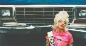 Mon Laferte explora el misterio y el poder de la mujer en su noveno álbum Femme Fatale