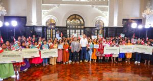 Gobierno entrega más de S/ 10 millones para organizaciones de mujeres productoras agrarias