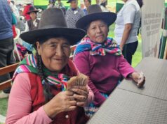 Pensión 65: miles de usuarios cobran la subvención utilizando tarjetas de débito en agentes y cajeros Multired en todo el país