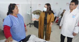 Ministra Lesly Shica verifica instalación de 120 camas en servicio de emergencia de Hospital Edgardo Rebagliati
