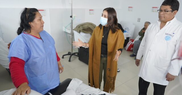 MINISTRA DEL MIDIS EN HOSPITAL