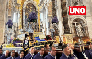 El Señor de los Milagros recibe bendición papal en ceremonia histórica en el Vaticano