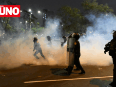 Abren investigación contra policías que dispararon perdigones a manifestantes el 15 de octubre