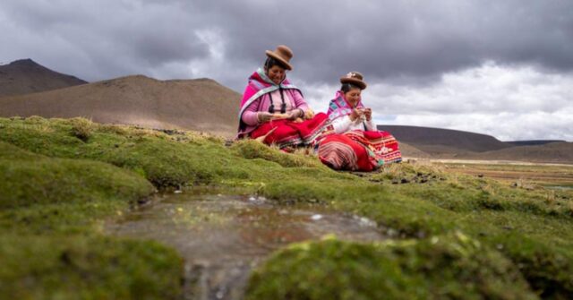 MUJERES ANDINAS (1)