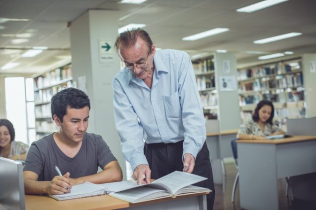 Minedu aprueba nuevos beneficios laborales a docentes universitarios