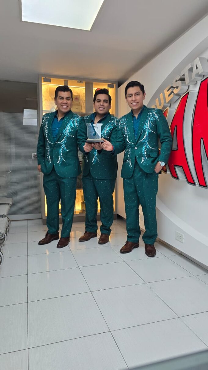 Orquesta Candela ganó Premio internacional en Los Premios Unidad En Los Latín Music Awards New York(VIDEO)