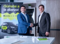 Kuzoba firma alianza estratégica con inDrive para impulsar el modelo de alquiler-venta de autos en la región