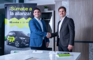 Kuzoba firma alianza estratégica con inDrive para impulsar el modelo de alquiler-venta de autos en la región