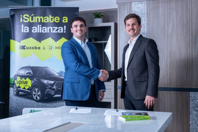 Kuzoba firma alianza estratégica con inDrive para impulsar el modelo de alquiler-venta de autos en la región