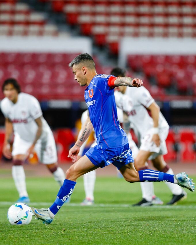 “U” de Chile salvó en el final empate 2-2 con Lanús en partido de ida de semifinales de Copa Sudamericana