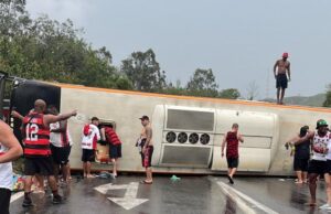 Bus con hinchas de Flamengo se volcó rumbo a Argentina para ver duelo ante Racing