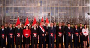 Presidente José Jerí juramenta a su gabinete, liderado por Ernesto Álvarez