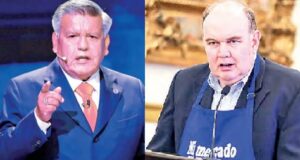 Abandonan cargos para postular:López Aliaga y César Acuña se burlan del pueblo