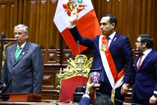 El Congreso de Perú destituye al presidente José Jerí duró apenas cuatro meses en cargo