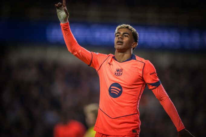 Lamine Yamal salvó al Barcelona de una derrota ante el Brujas en Bélgica terminando 3-3