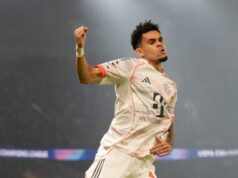 Bayern Múnich superó de visita al PSG por 2-1 con dos goles de colombiano Luis Diaz