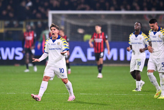 A.C. Milán dejó escapar opción de ser líder de la Serie «A» al empatar de visita con Parma 2-2