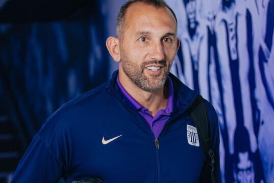 Hernán Barcos: «Después del partido ante UTC el domingo, definiré mi futuro en ALianza Lima»