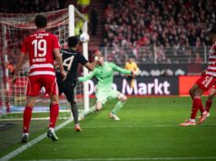 Bayern Múnich salvó el empate en final ante el Union Berlín que quedó 2-2 y sigue de líder