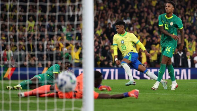 Brasil superó a Senegal 2-0 con goles de Estêvão y Casemiro. Se jugó en Londres
