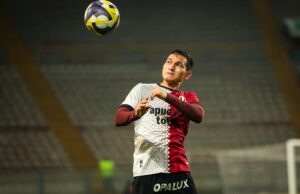 Universitario negocia con César Vallejo compra del pase de volante Jairo Vélez