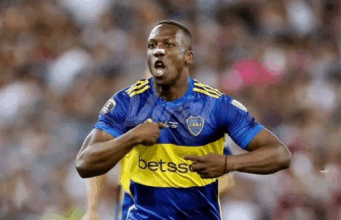 Luis Advíncula no cierra las puertas de jugar por Alianza Lima después del 2026