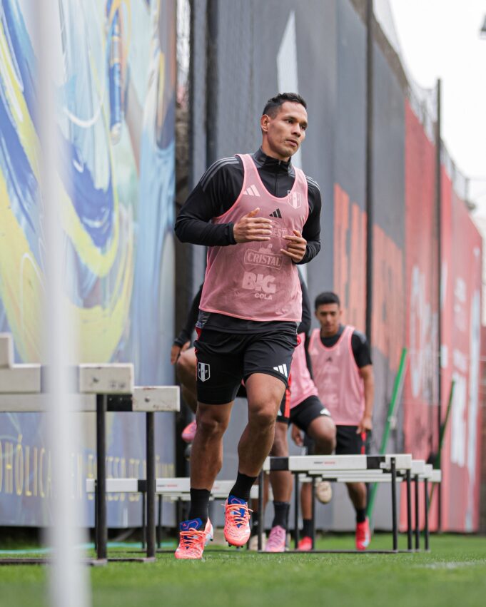 Selección Peruana no pudo viajar a Rusia para amistosos por cancelación de línea aérea