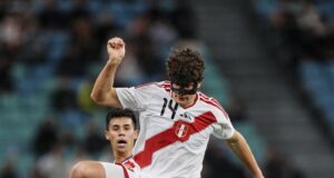 Fabio Gruber dejó buena impresión en su estreno por Perú ante Chile en Sochi